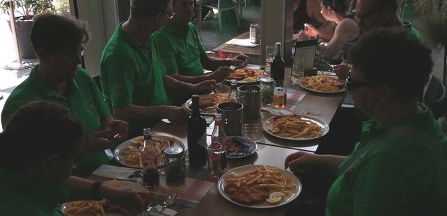 Stärkung am Mittag im Rialto